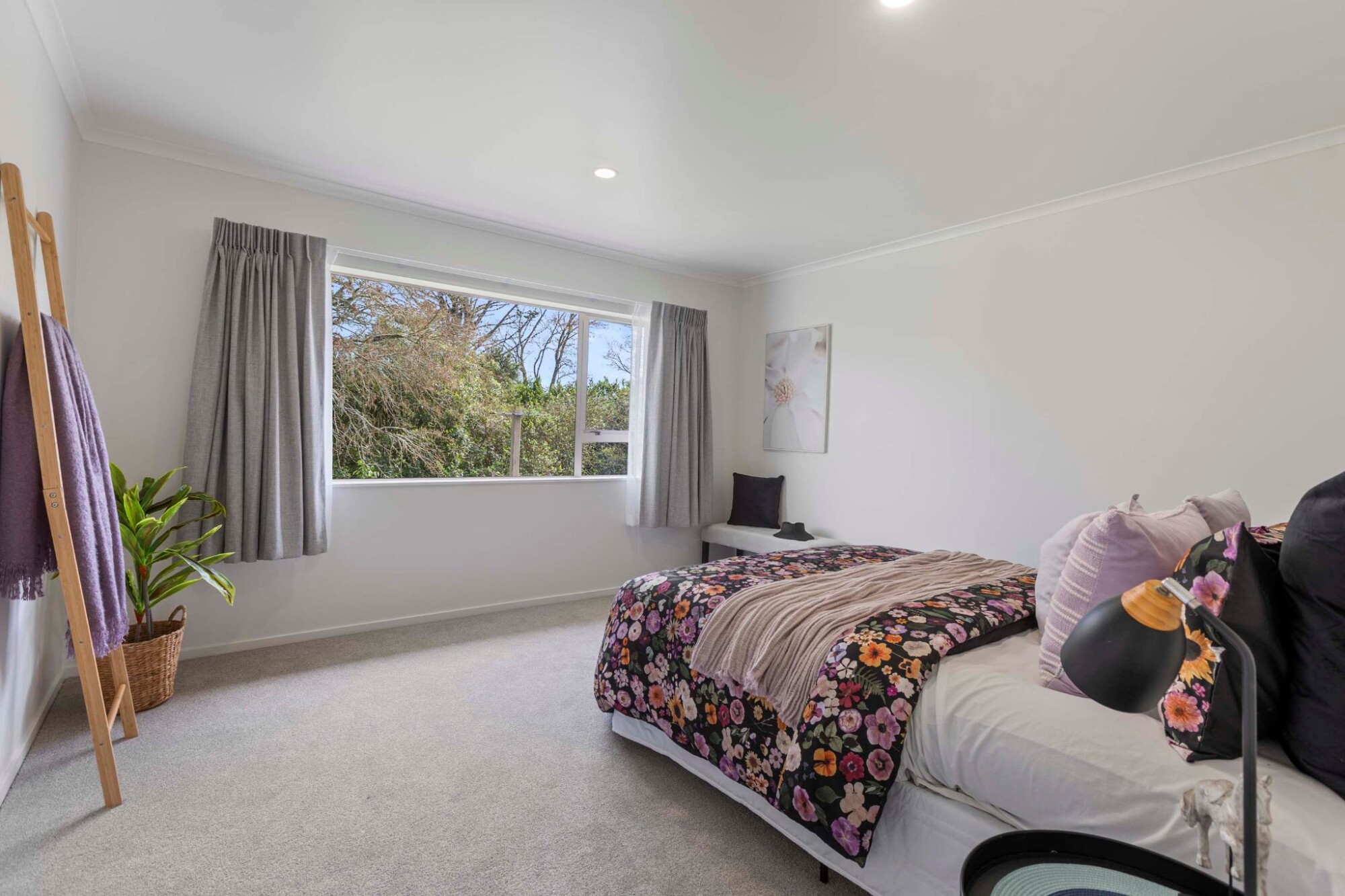 property carousel image 7