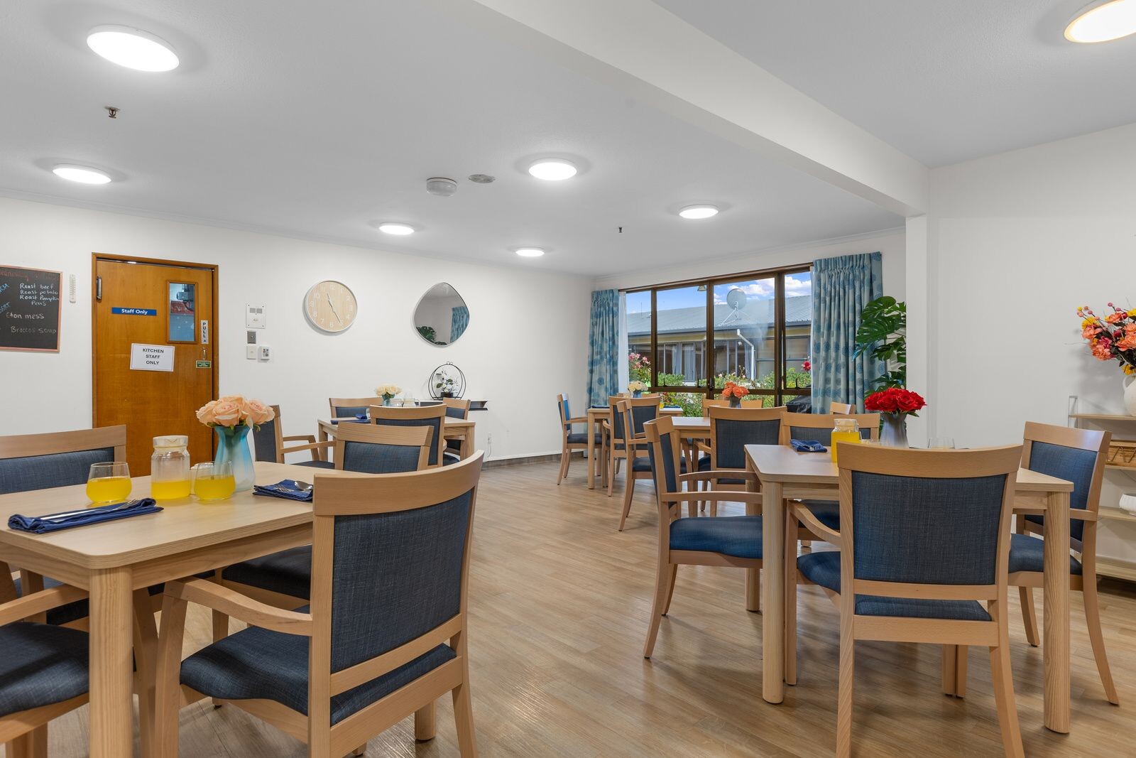 property carousel image 6