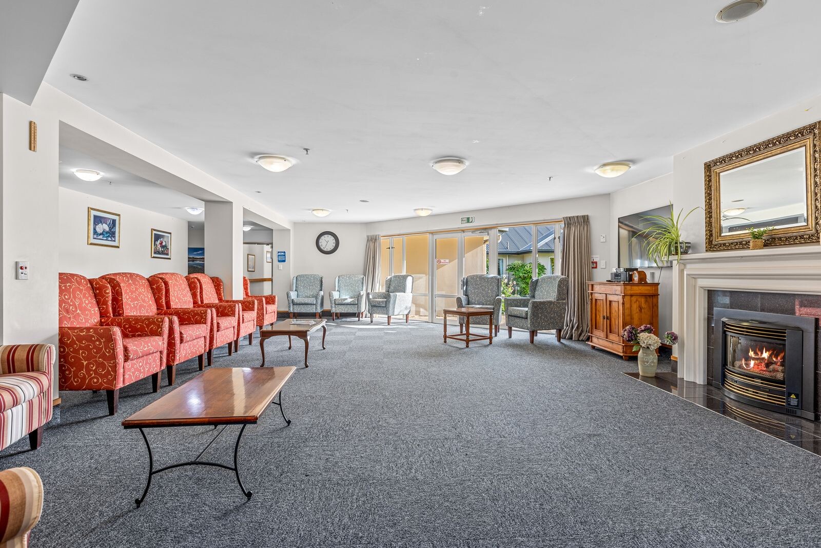 property carousel image 6