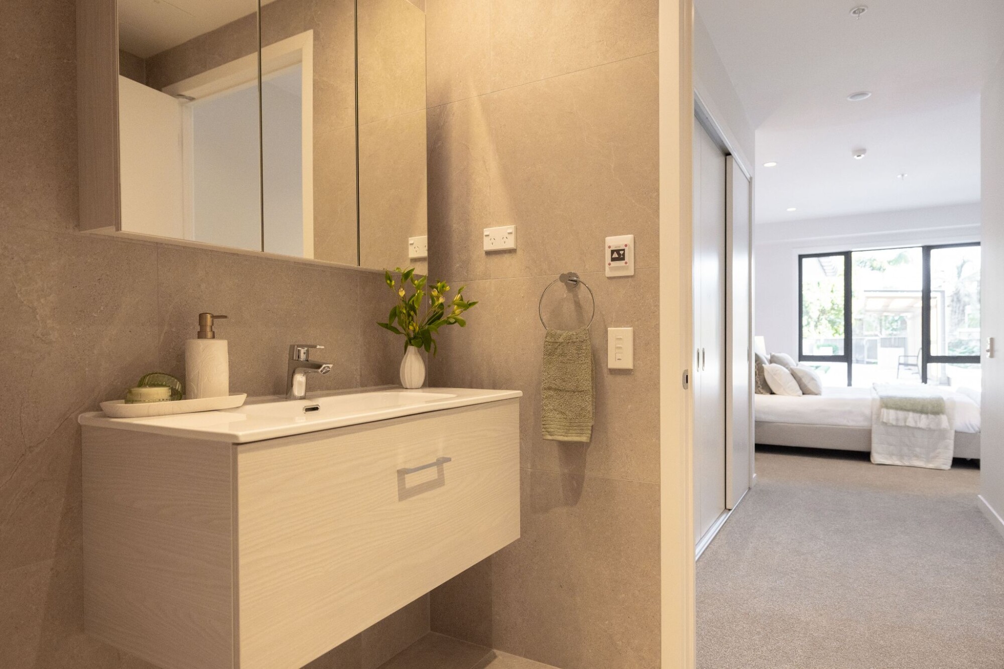 property carousel image 17