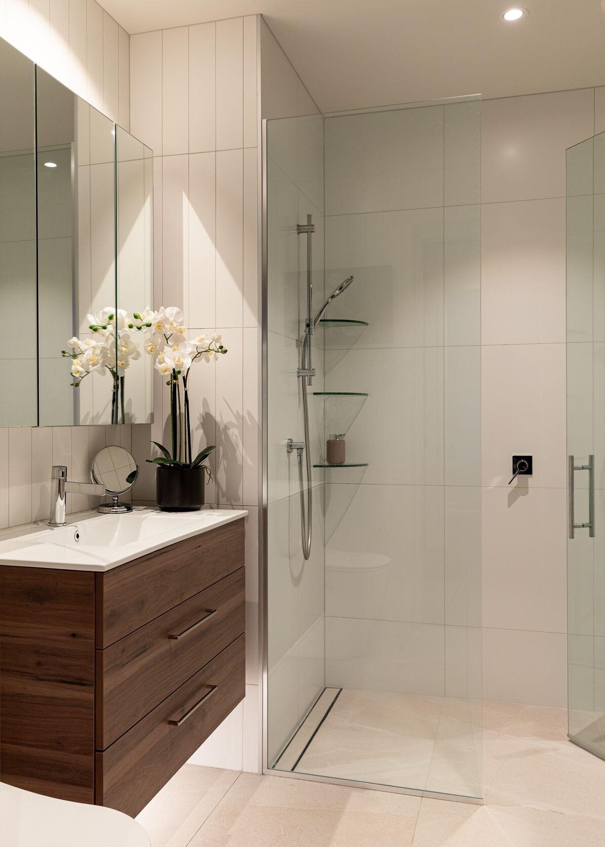 property carousel image 8