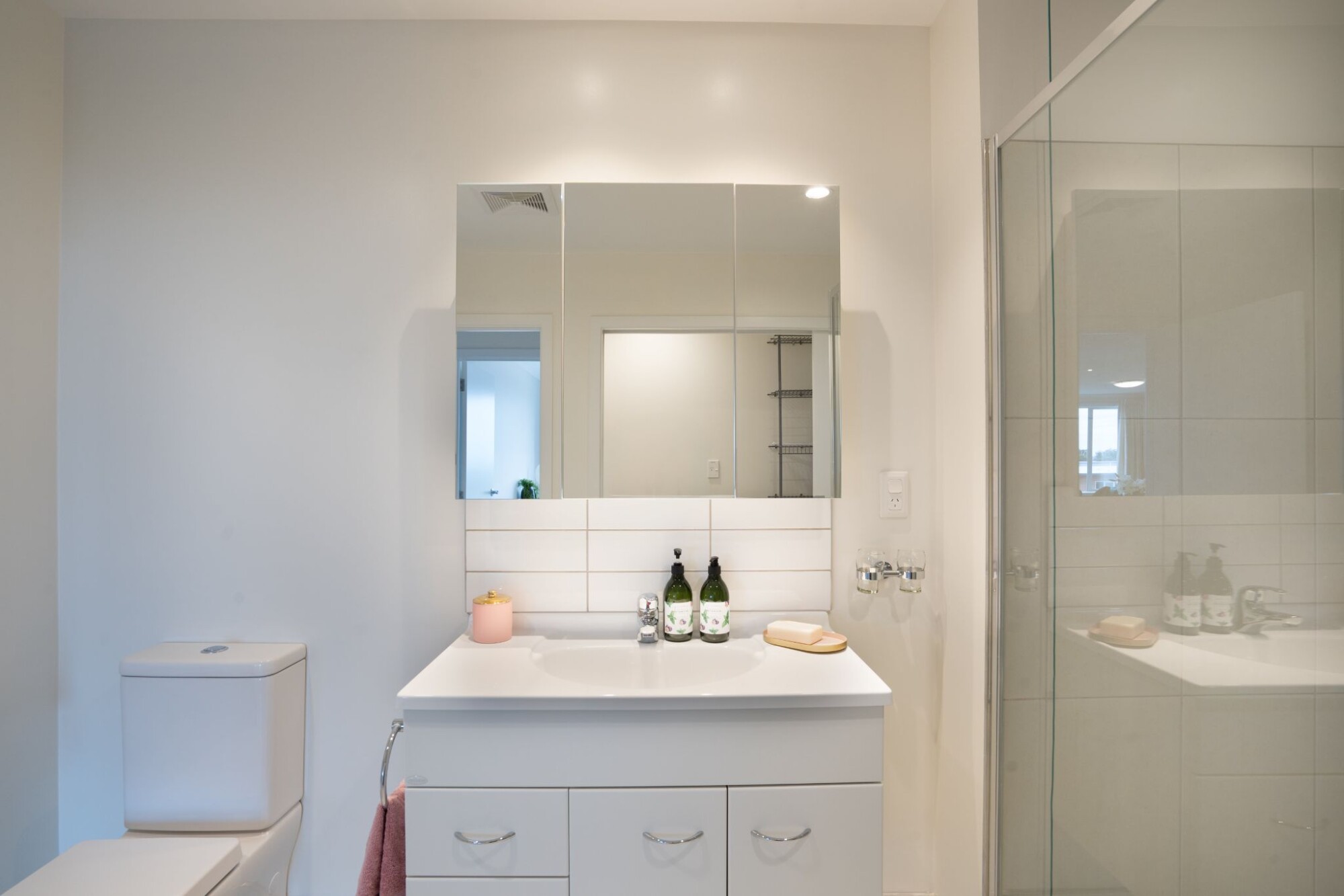 property carousel image 5