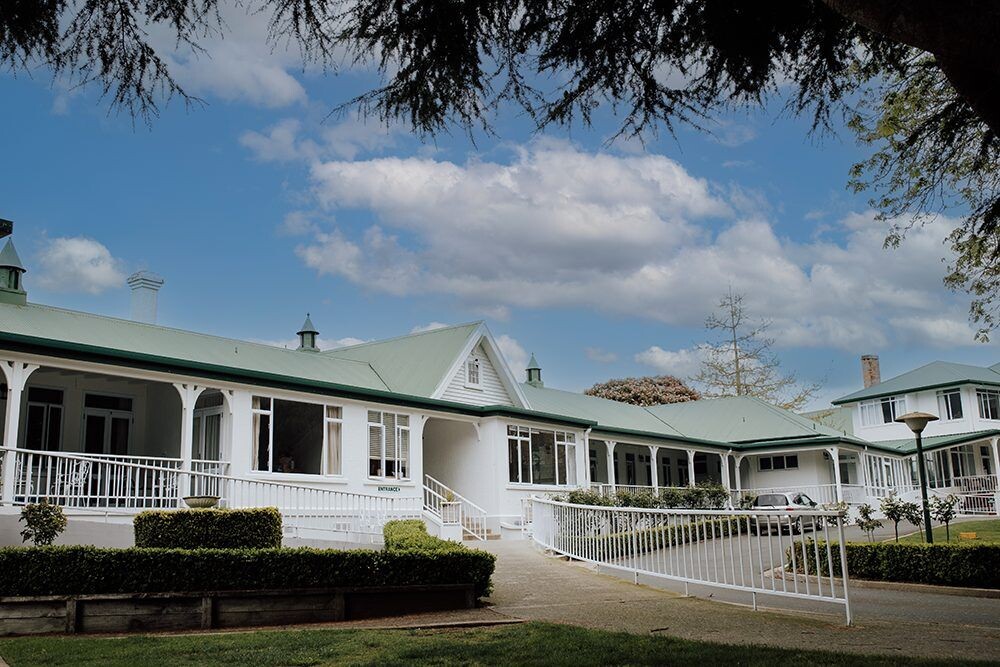 property carousel image 1