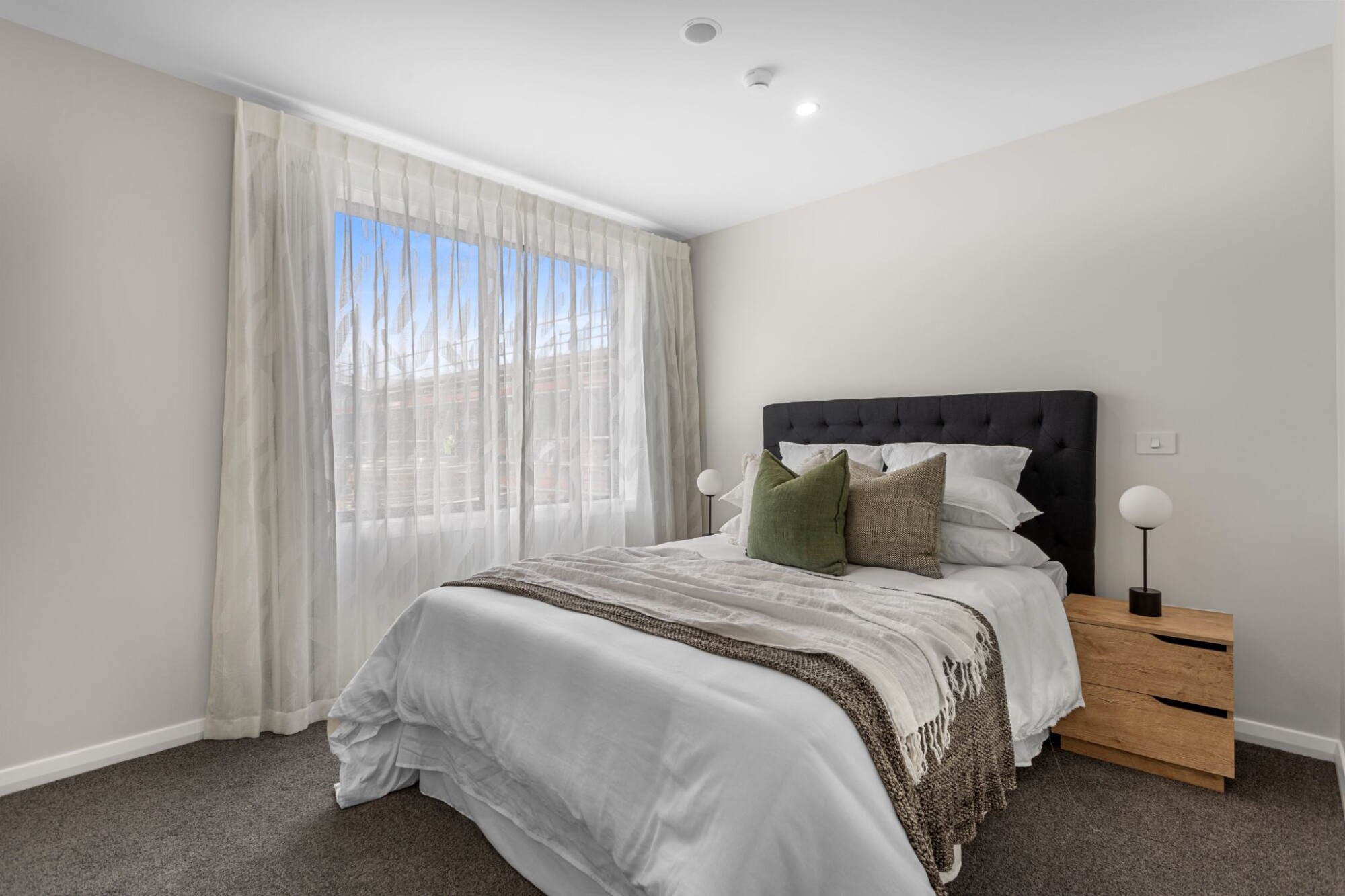 property carousel image 10