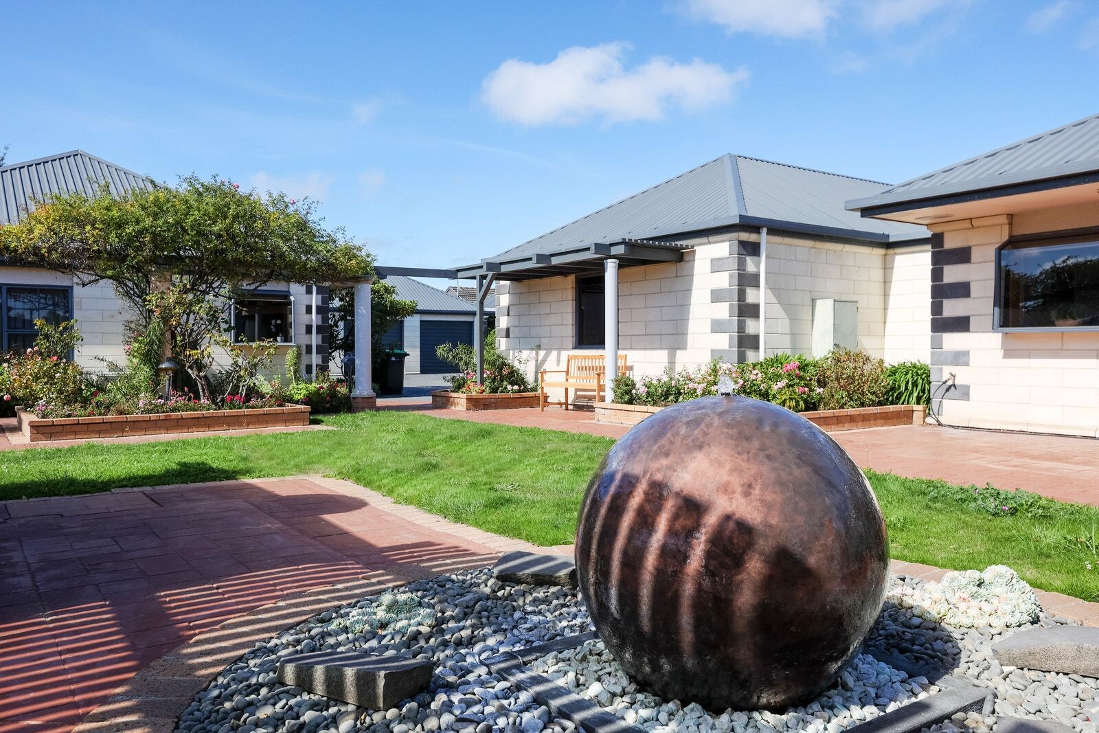 property carousel image 7