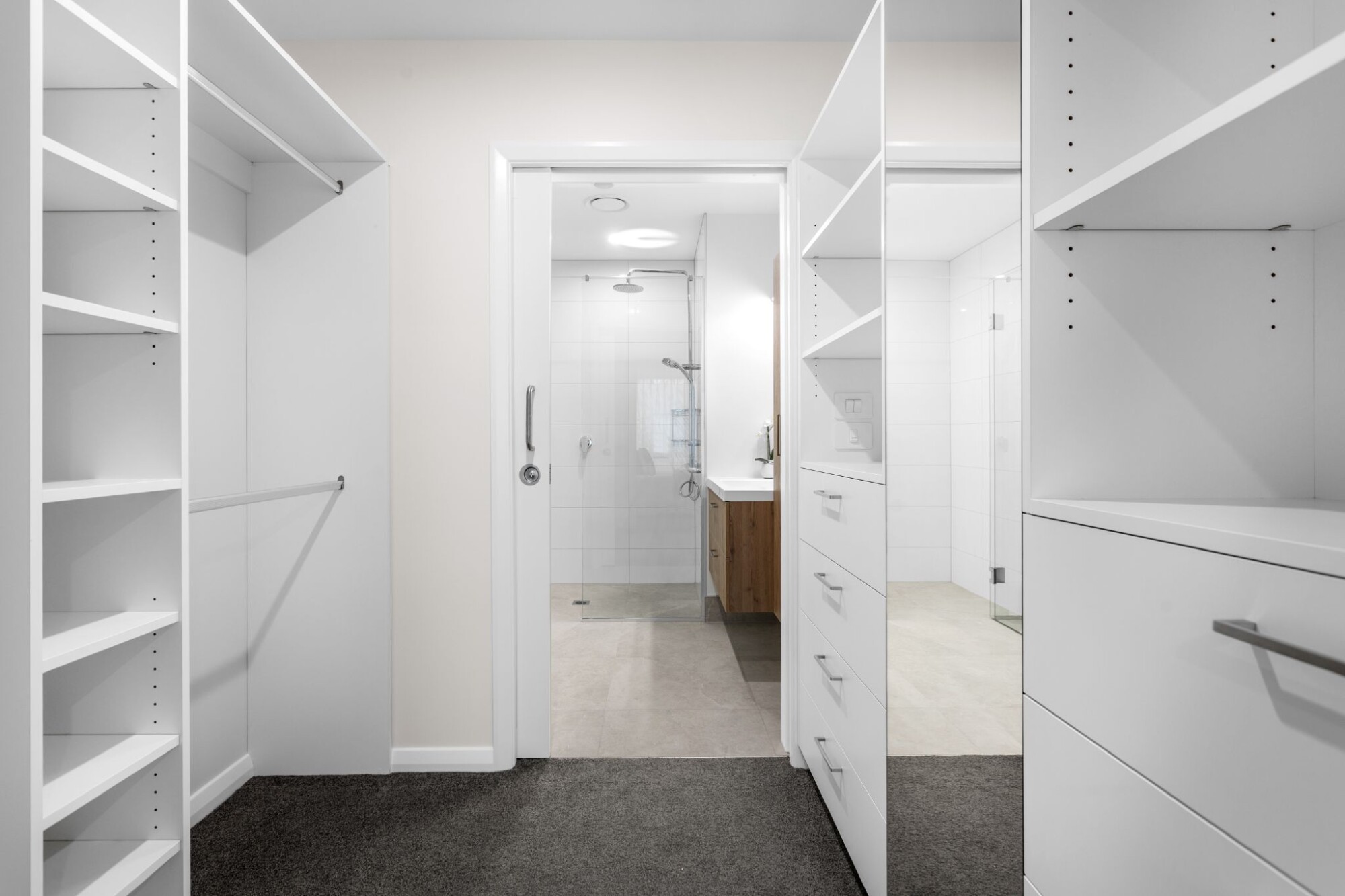 property carousel image 7