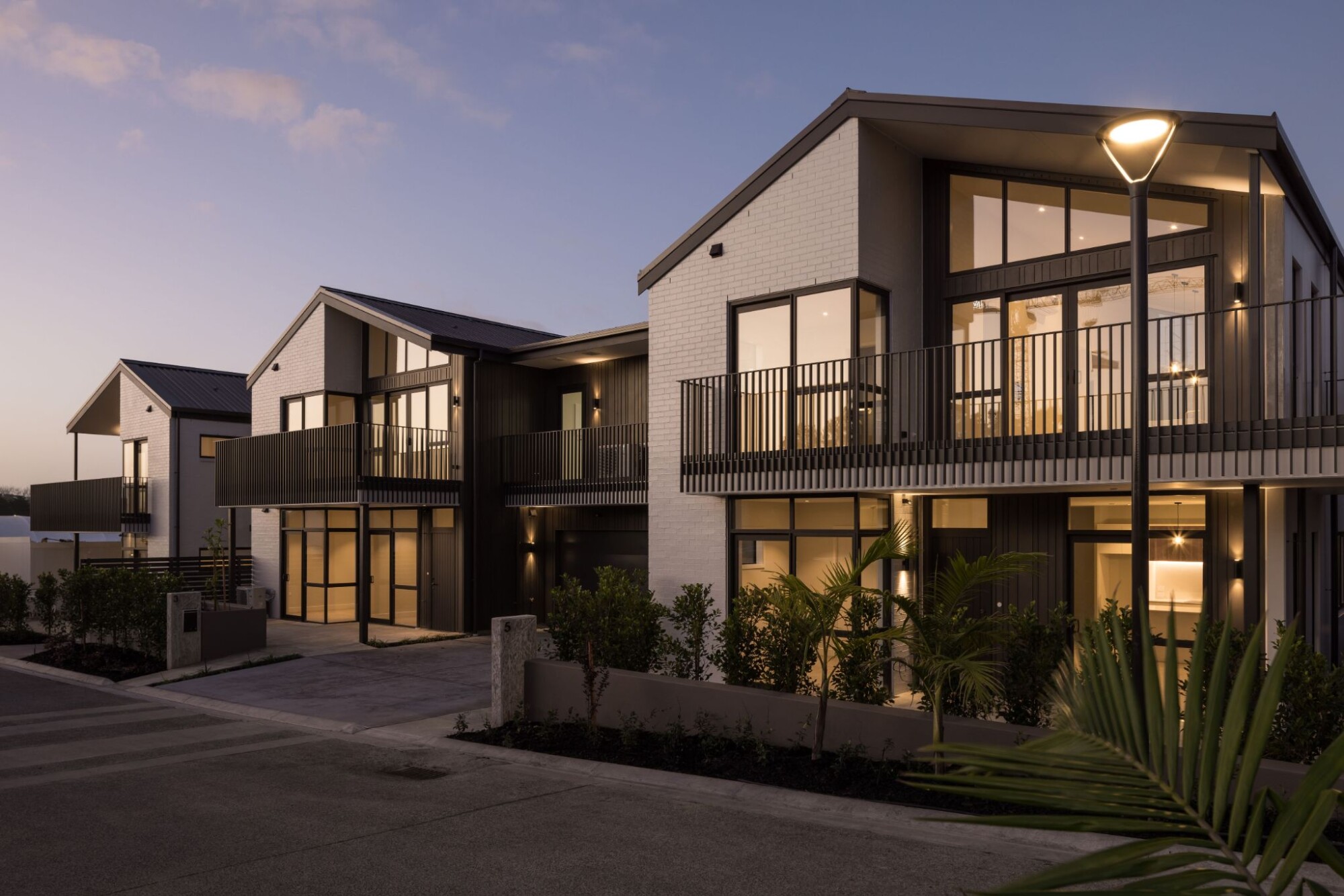 property carousel image 9