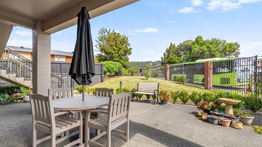 property carousel image 17