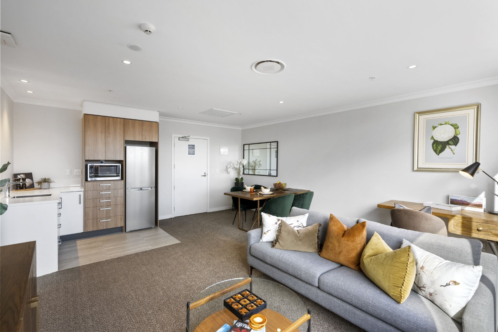 property carousel image 1