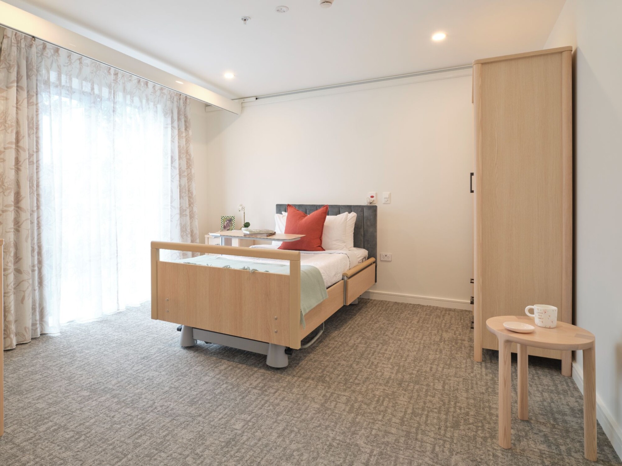 property carousel image 3