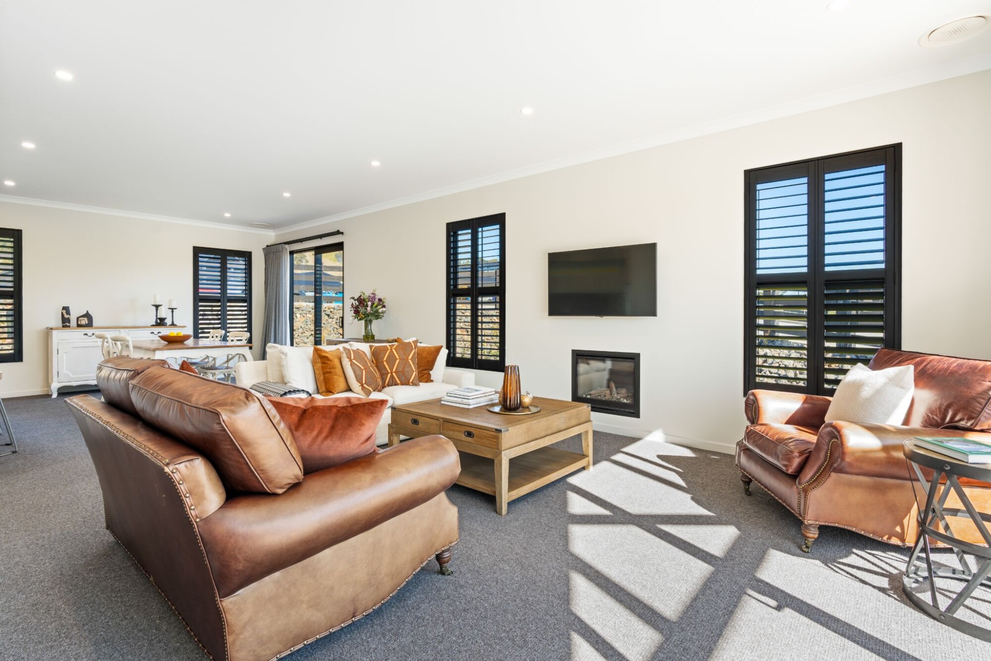 property carousel image 1