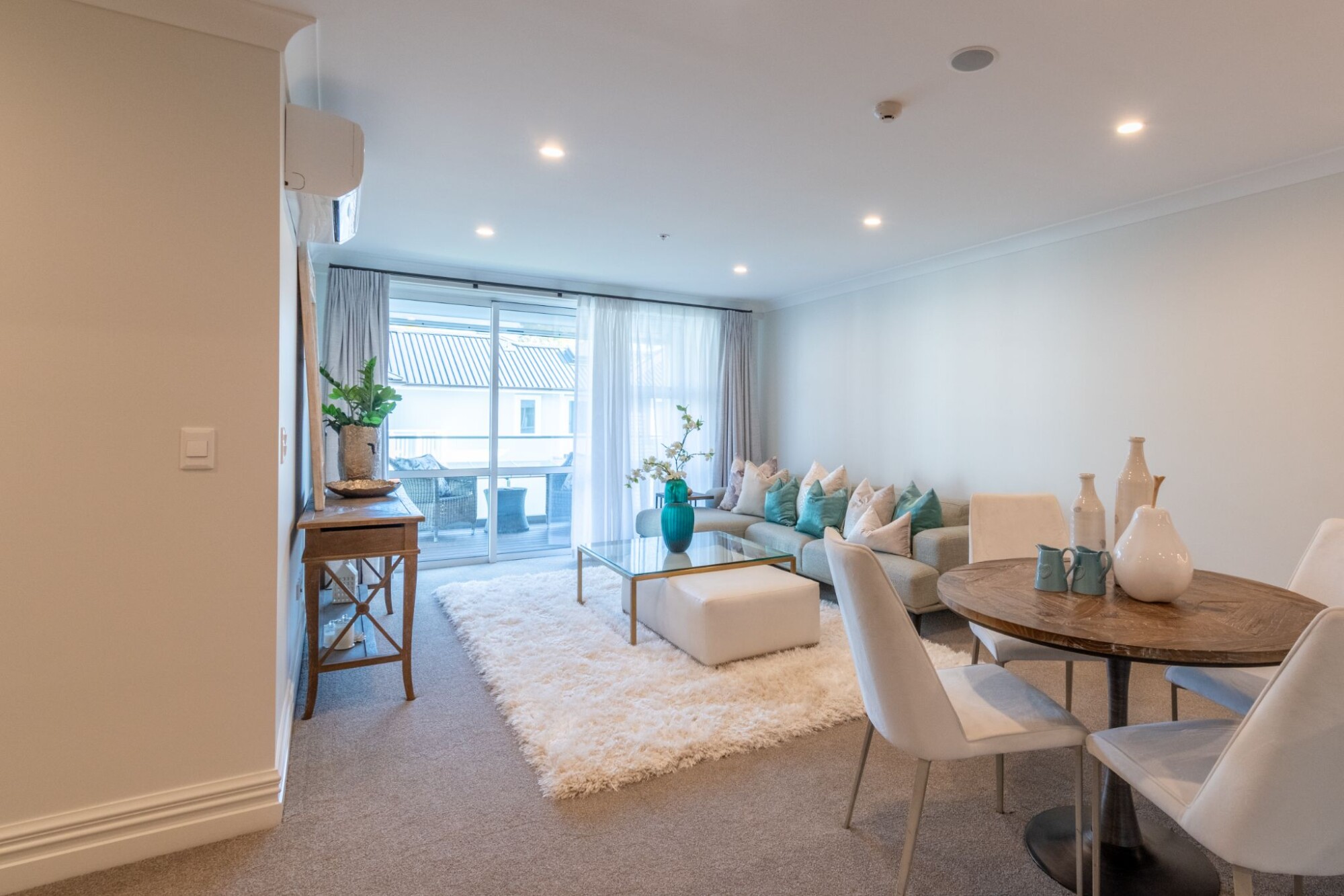 property carousel image 5