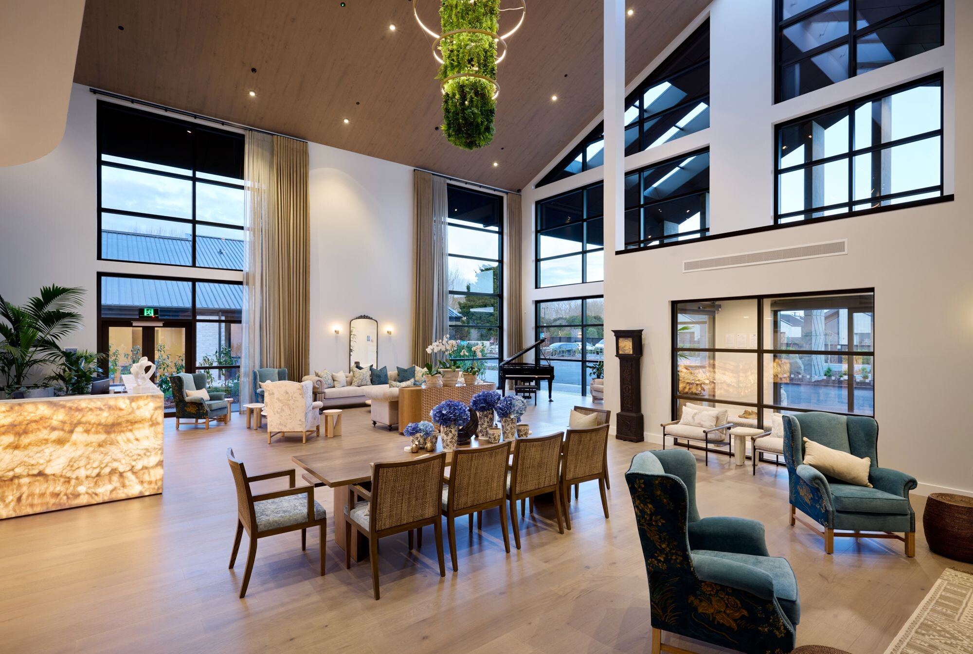 property carousel image 4