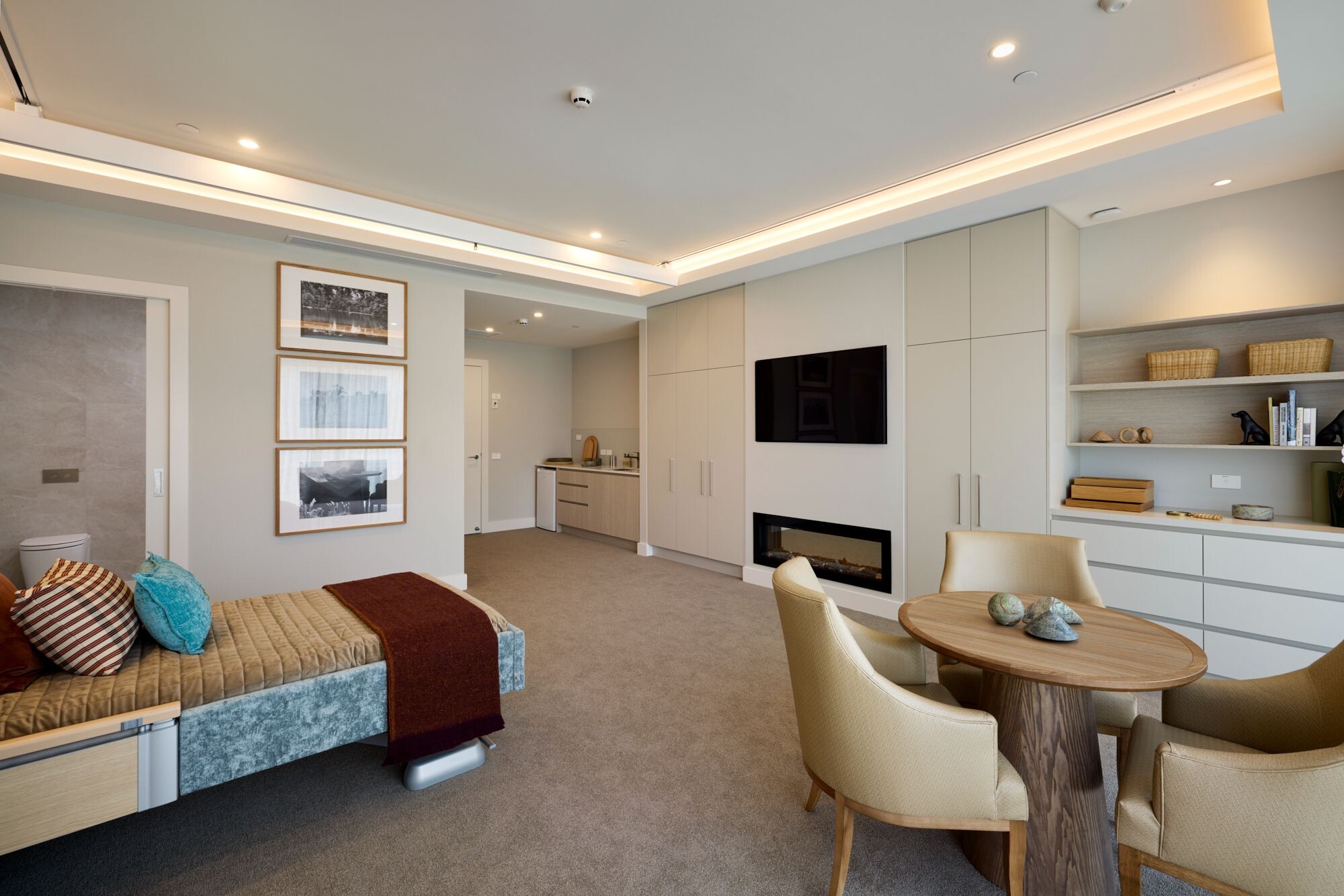 property carousel image 2