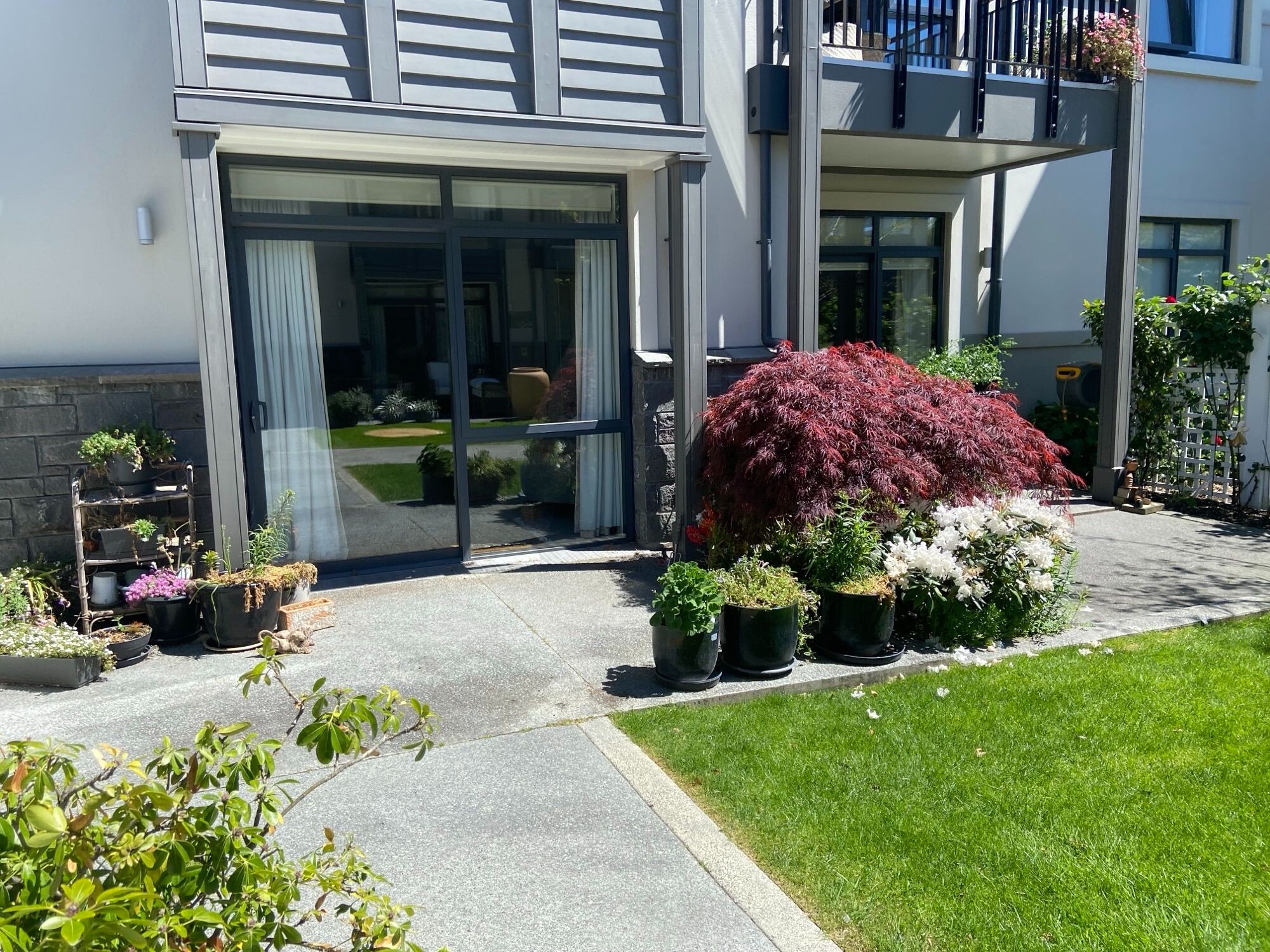 property carousel image 5