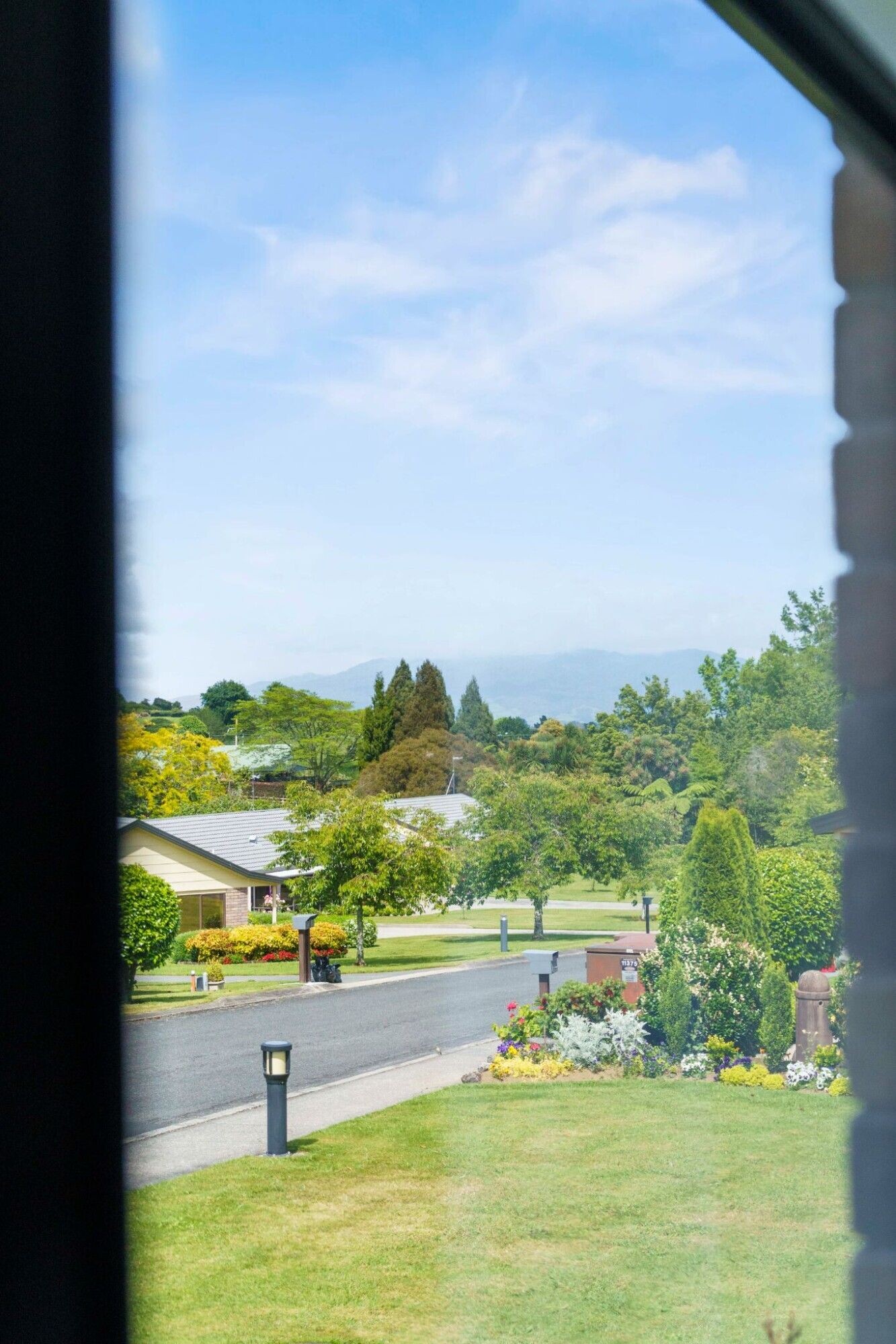 property carousel image 3
