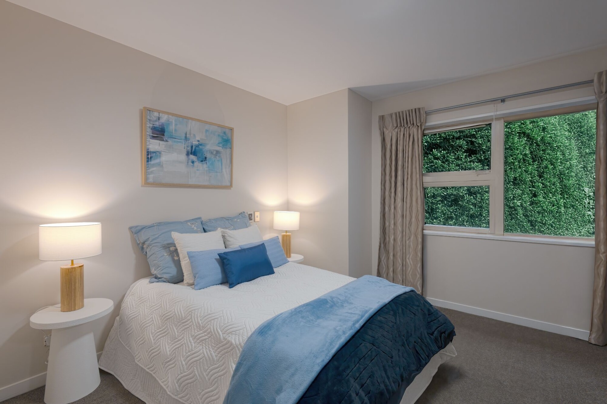 property carousel image 5