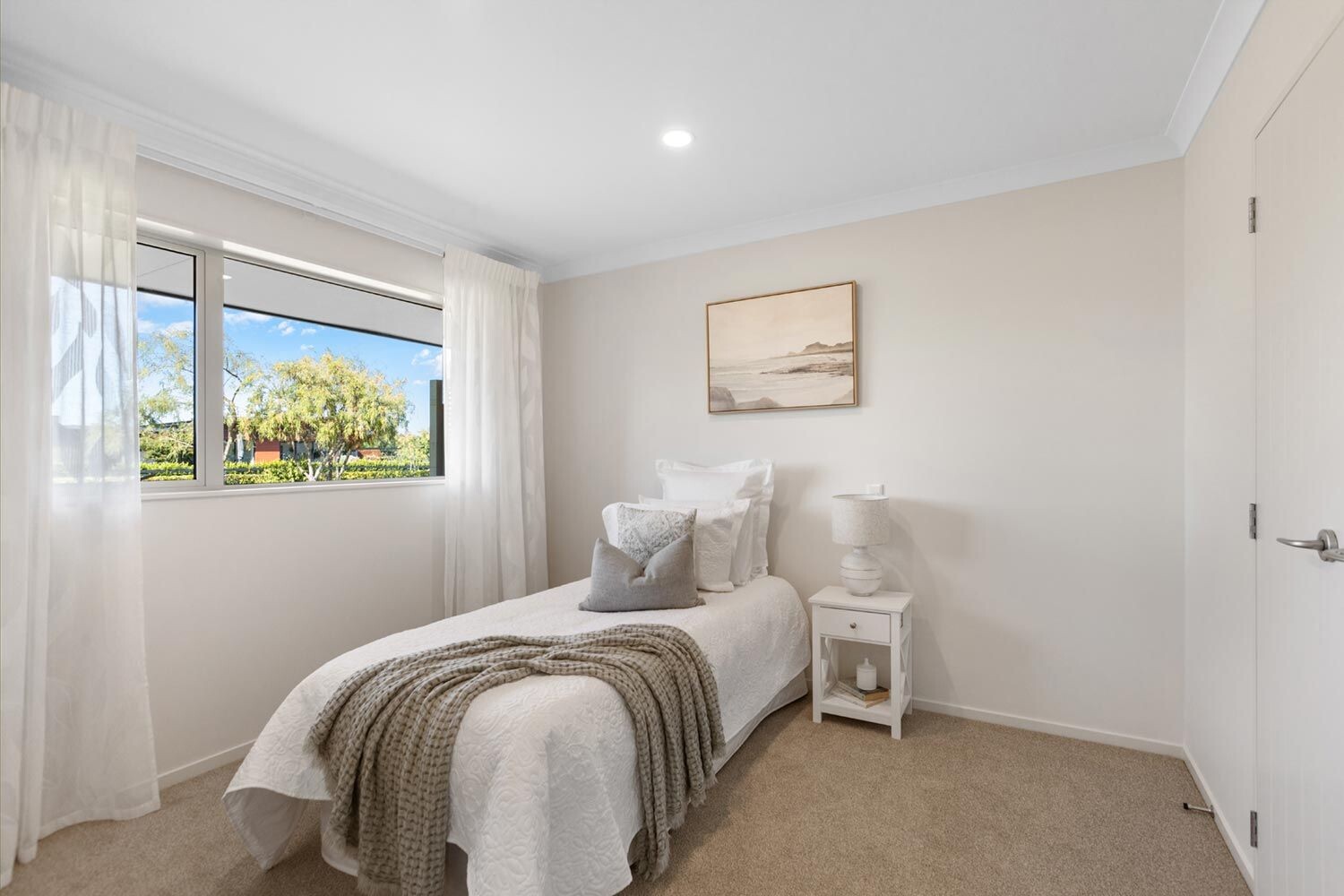 property carousel image 11