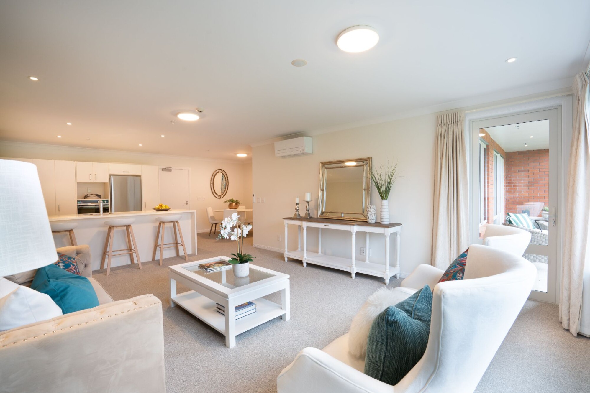 property carousel image 4