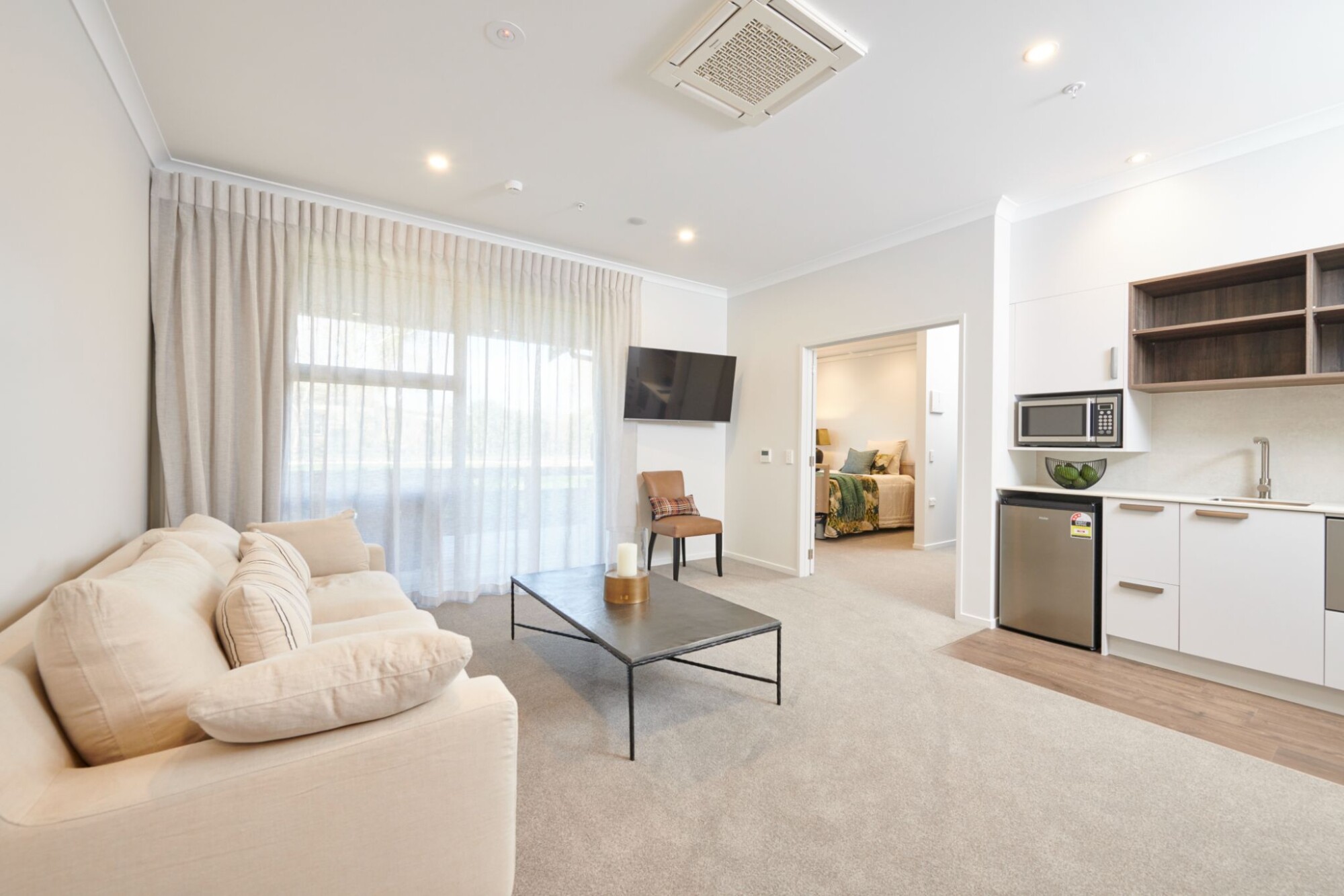 property carousel image 1