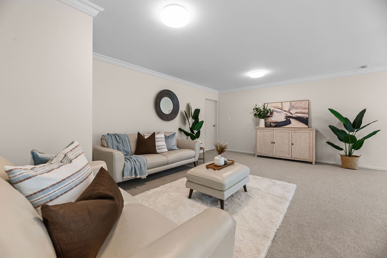 property carousel image 1