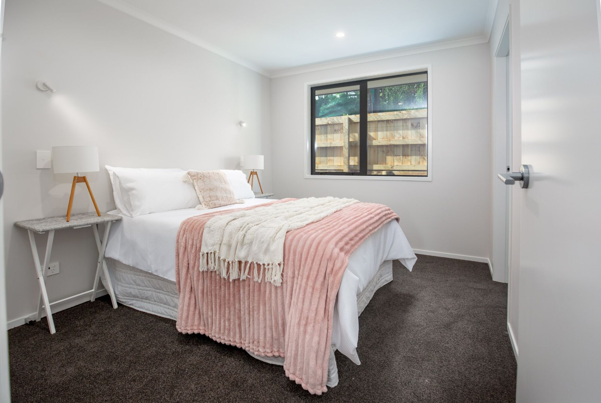 property carousel image 11