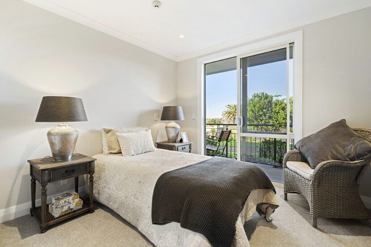 property carousel image 3