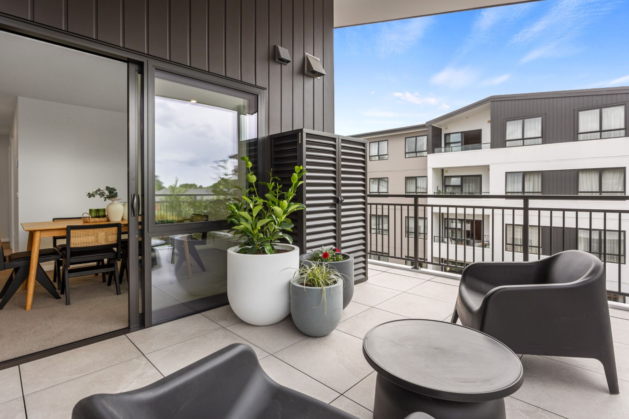 property carousel image 13