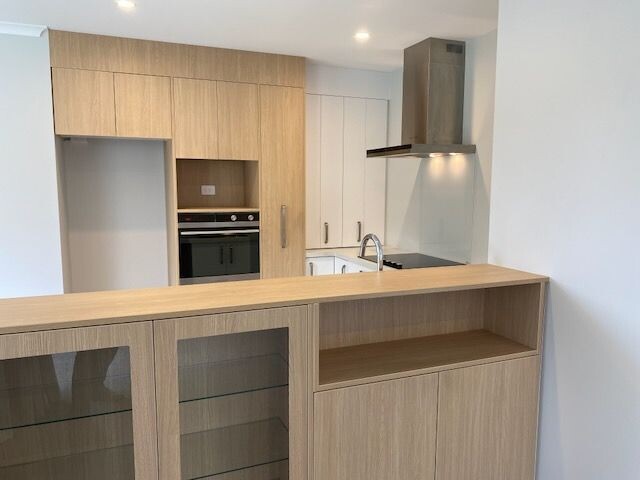 property carousel image 8