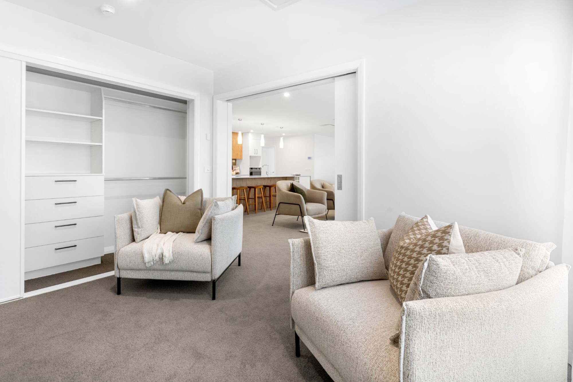 property carousel image 6