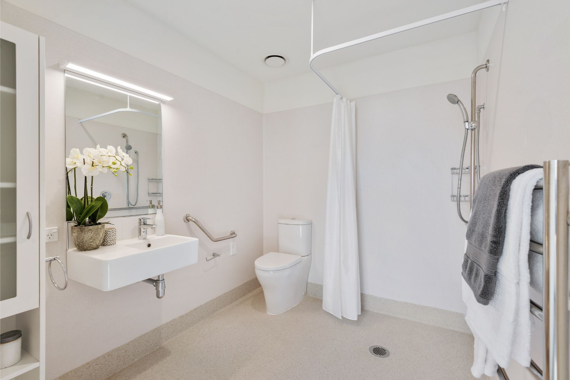 property carousel image 6