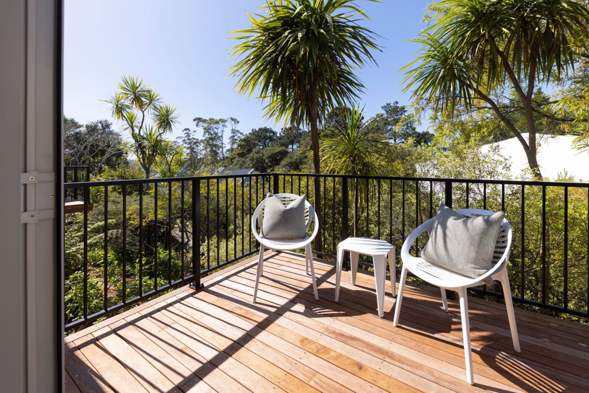 property carousel image 6