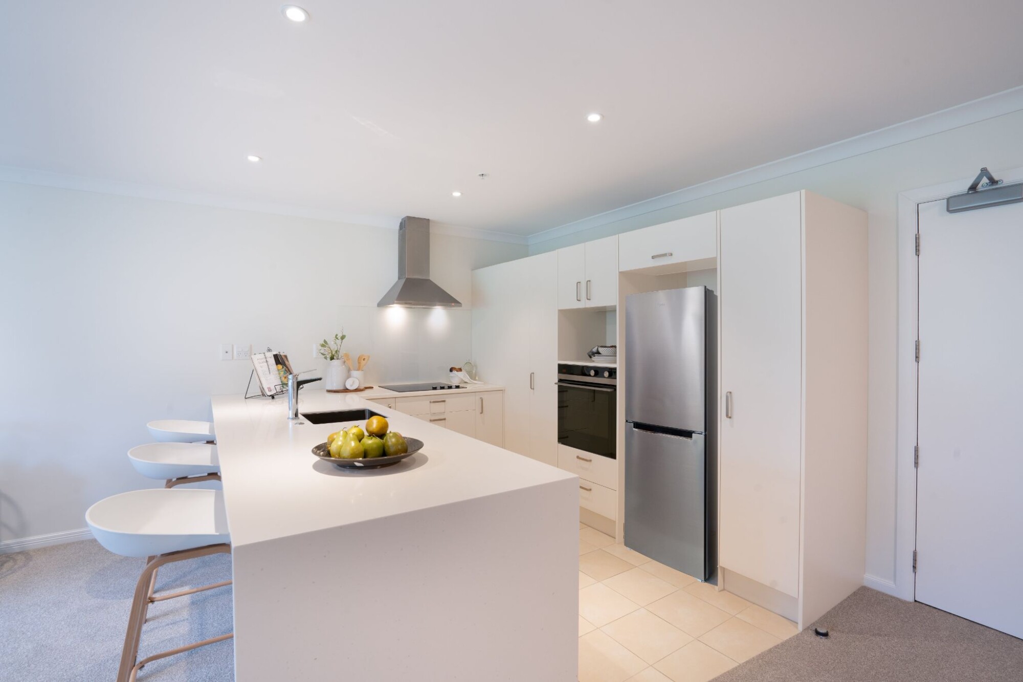 property carousel image 3