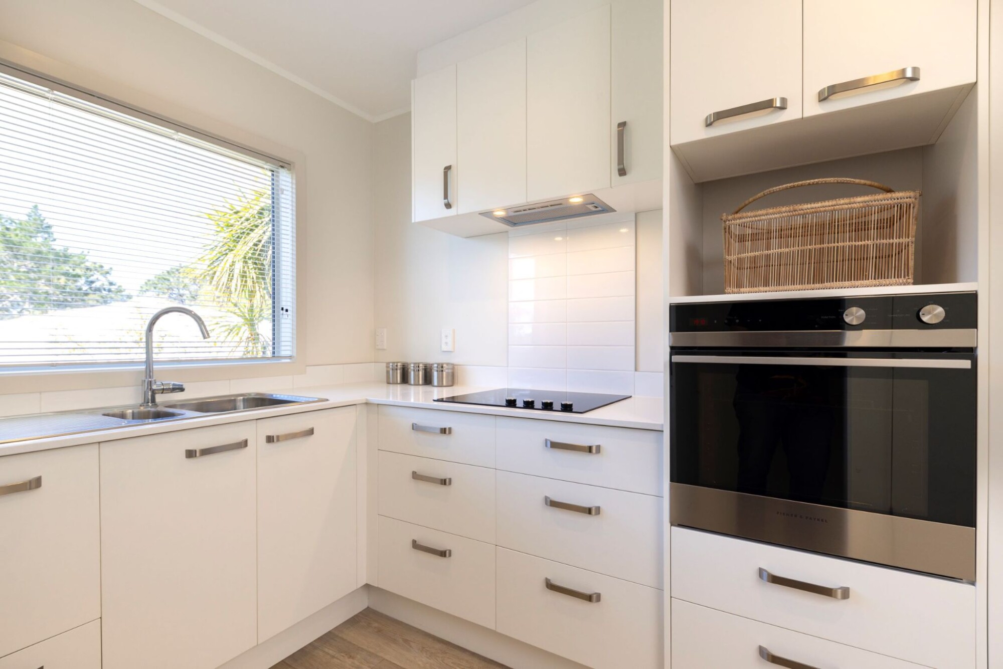 property carousel image 4