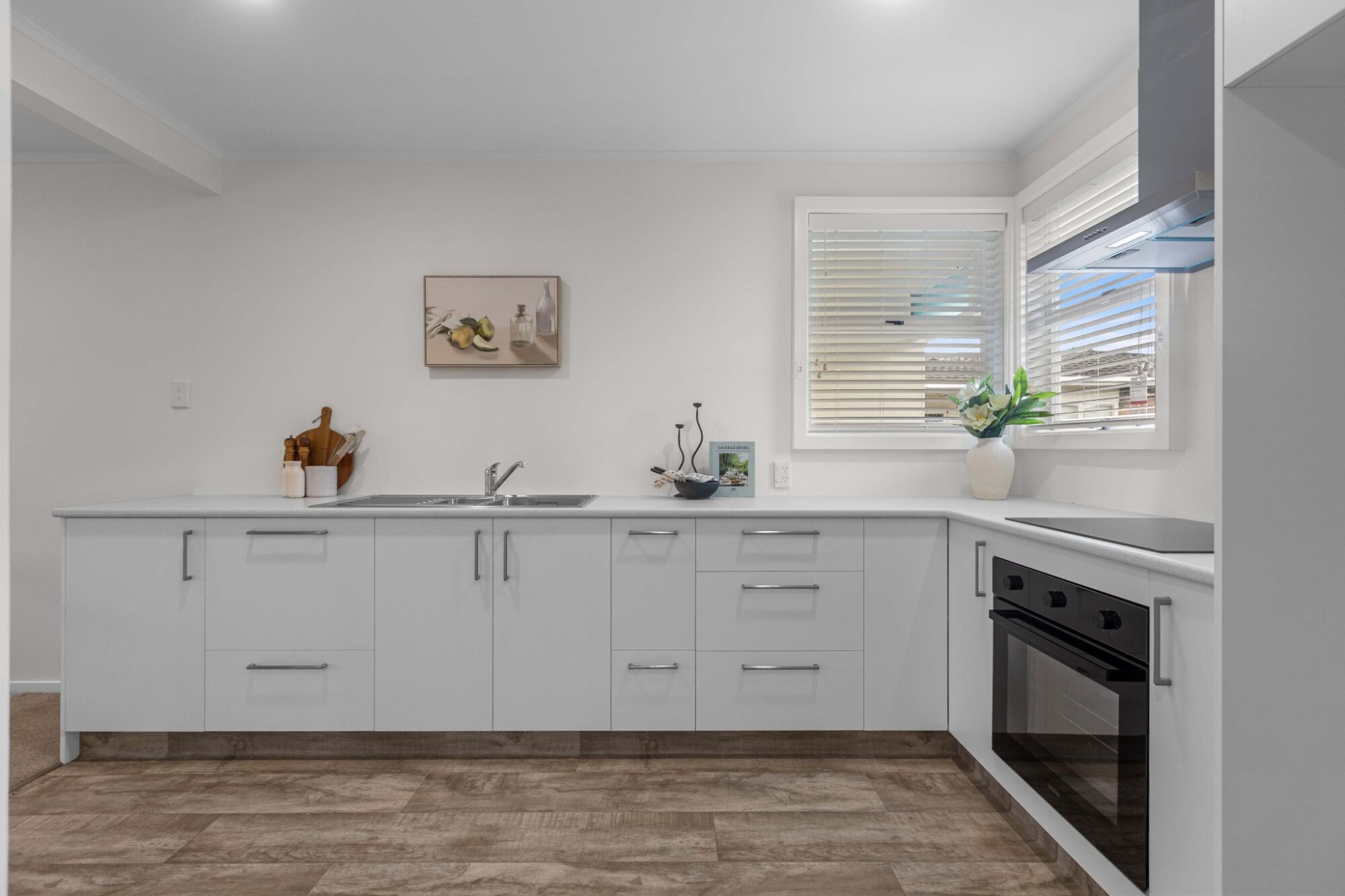 property carousel image 8