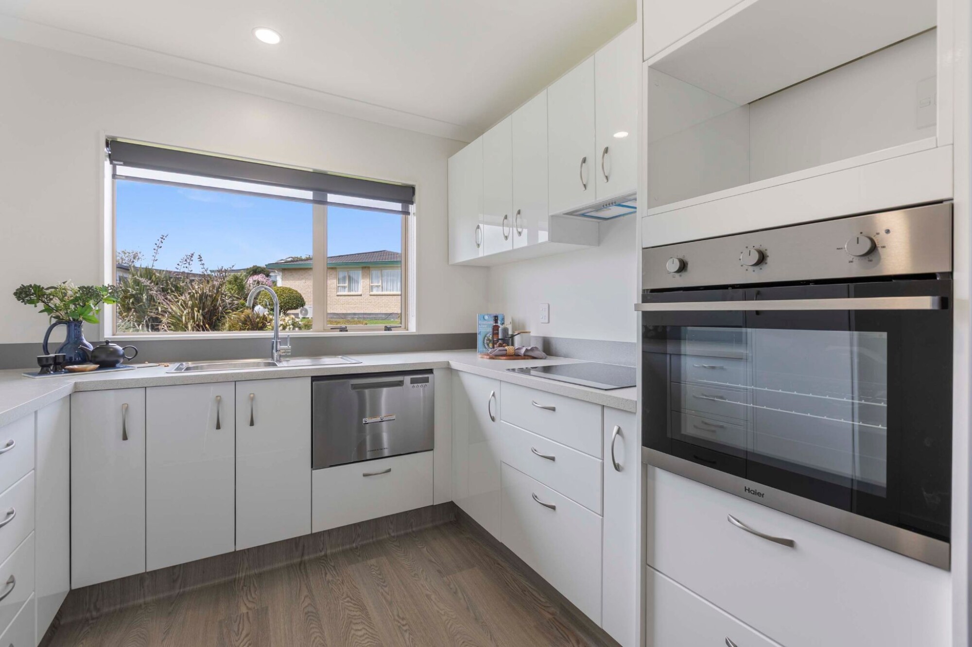 property carousel image 4