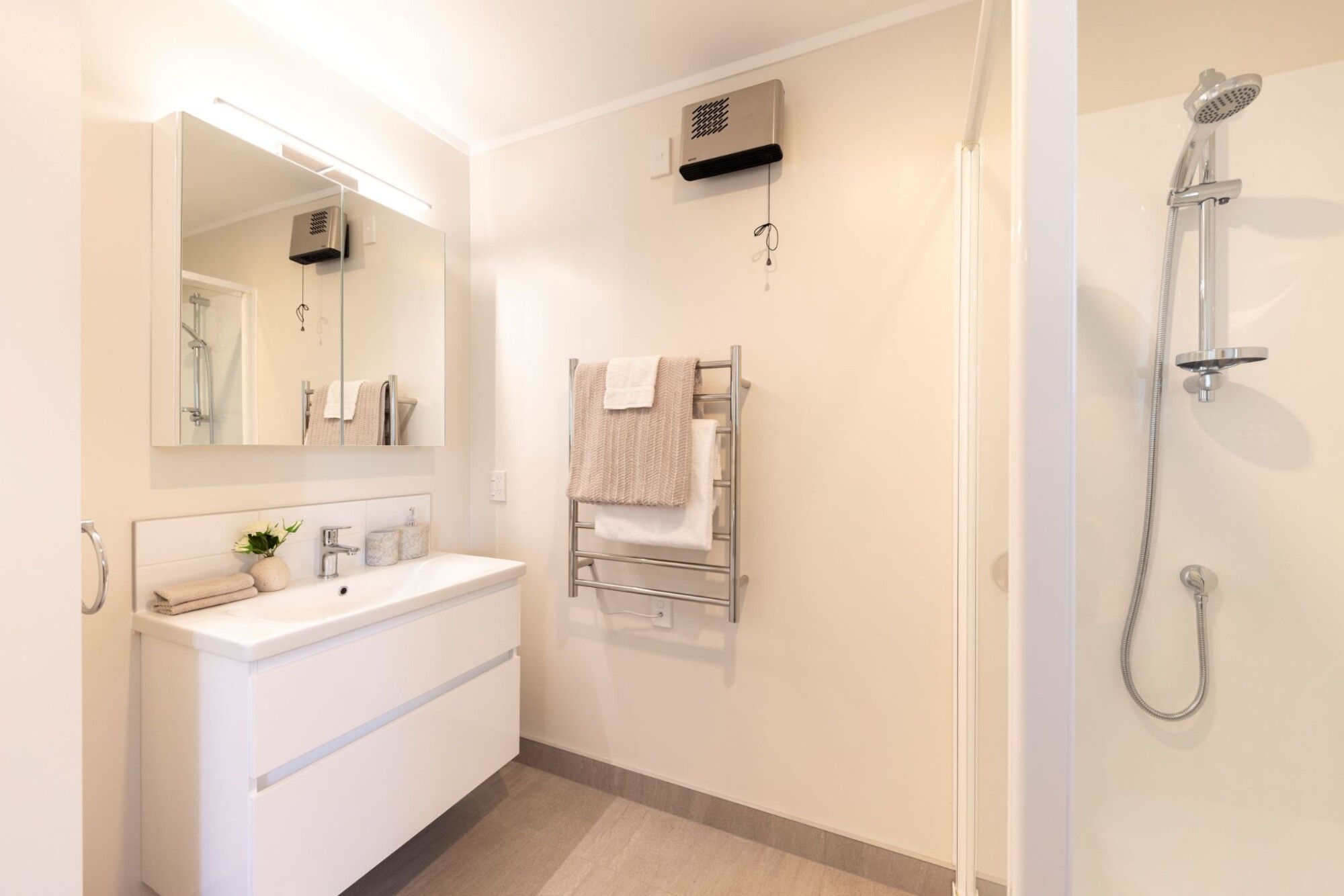 property carousel image 7