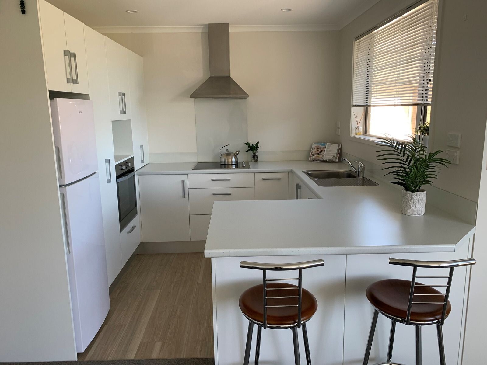 property carousel image 2