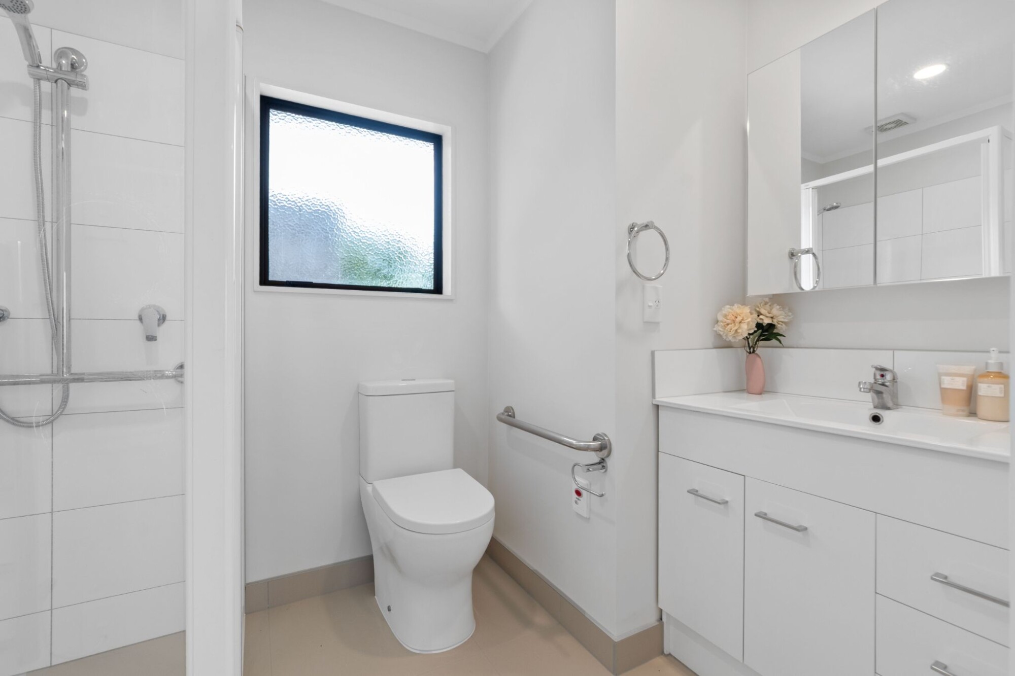 property carousel image 8