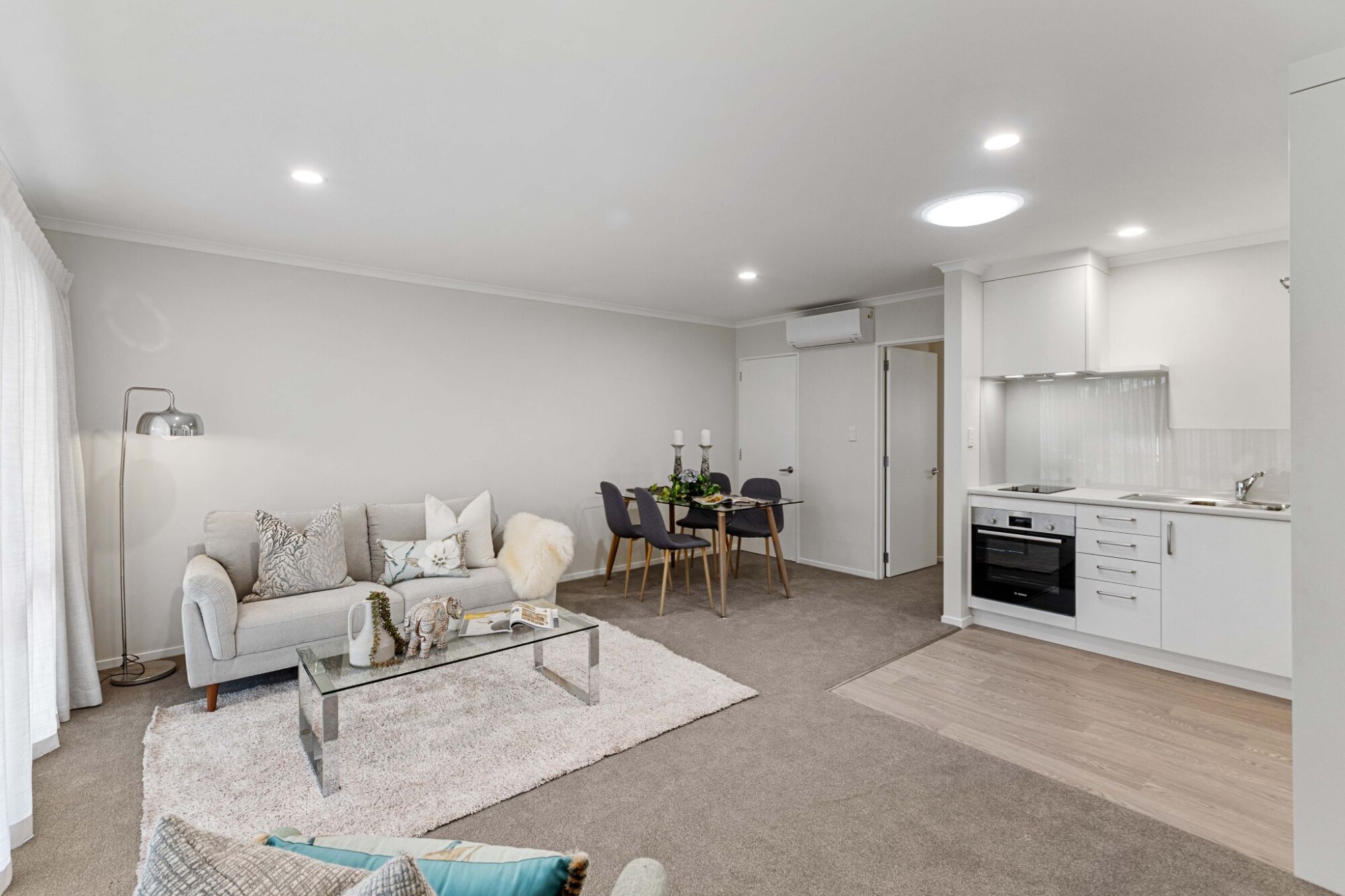 property carousel image 3