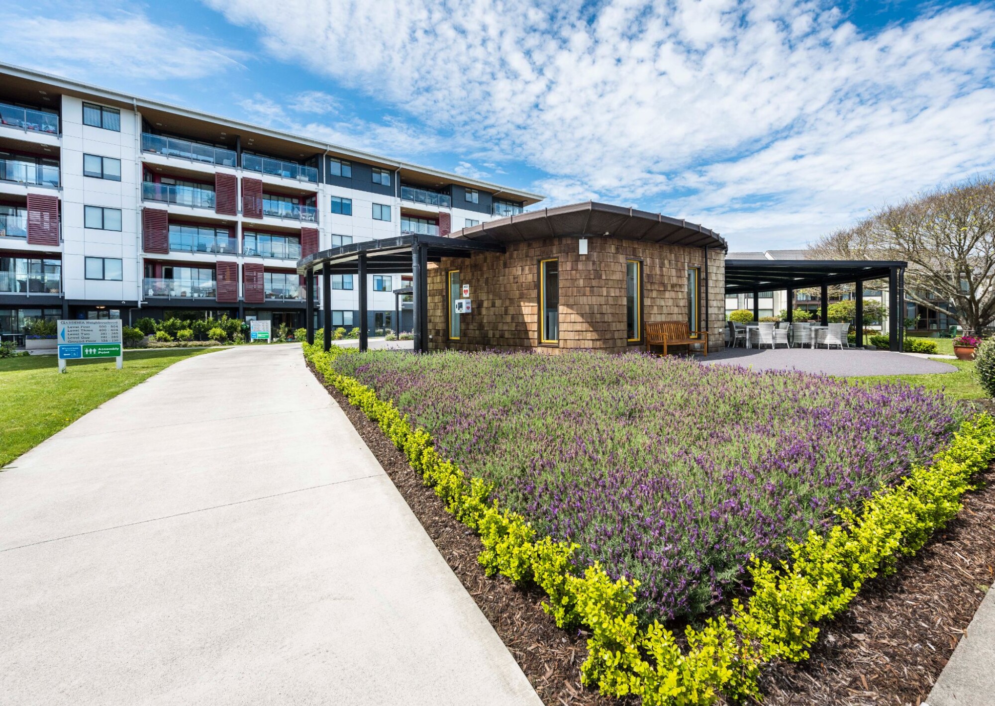 property carousel image 1