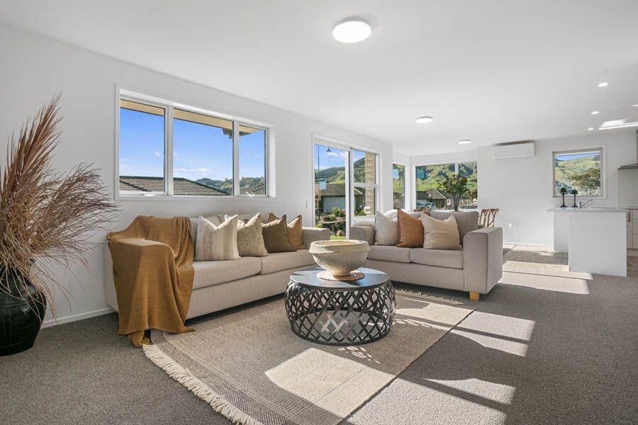 property carousel image 3