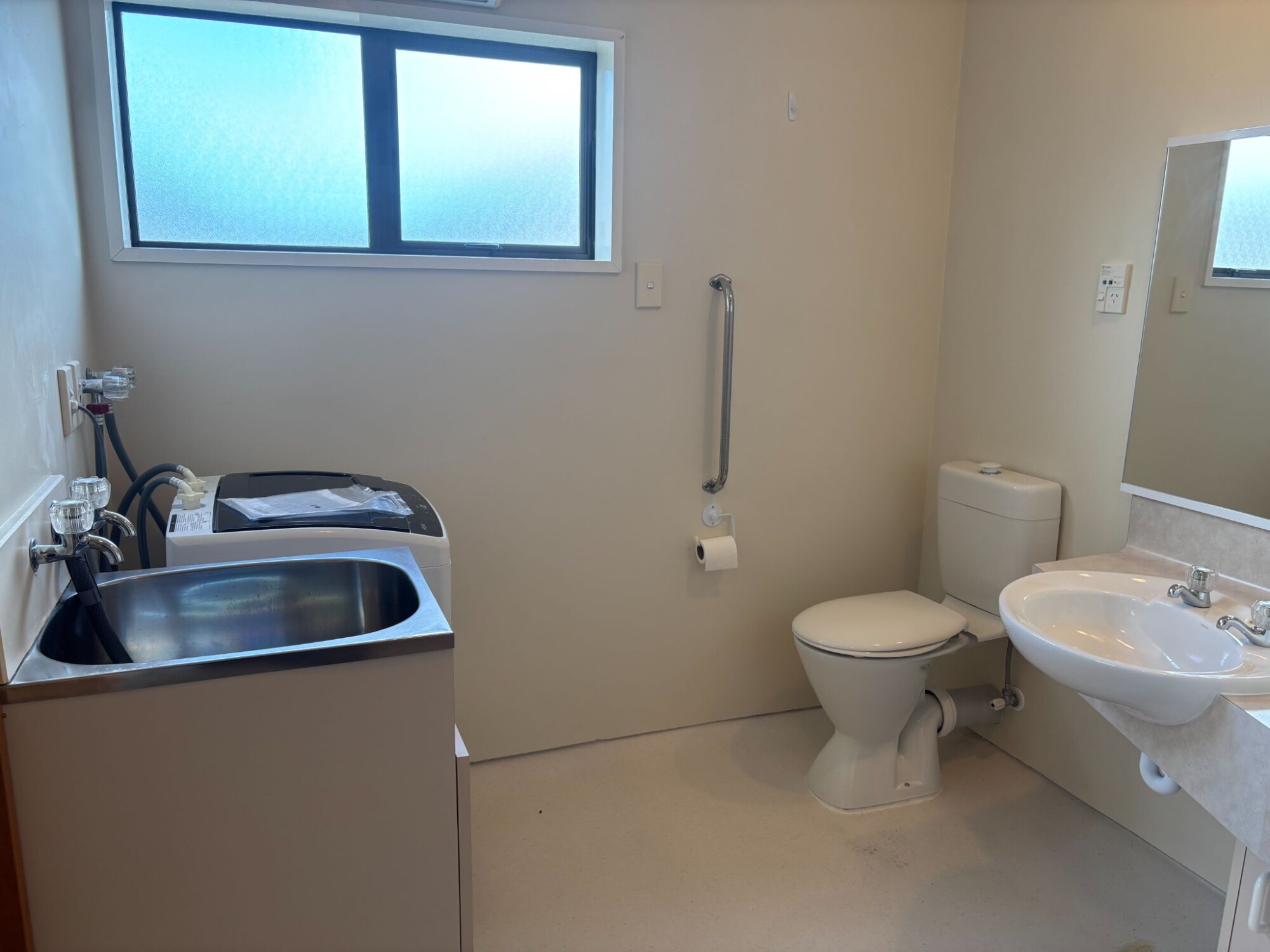 property carousel image 10