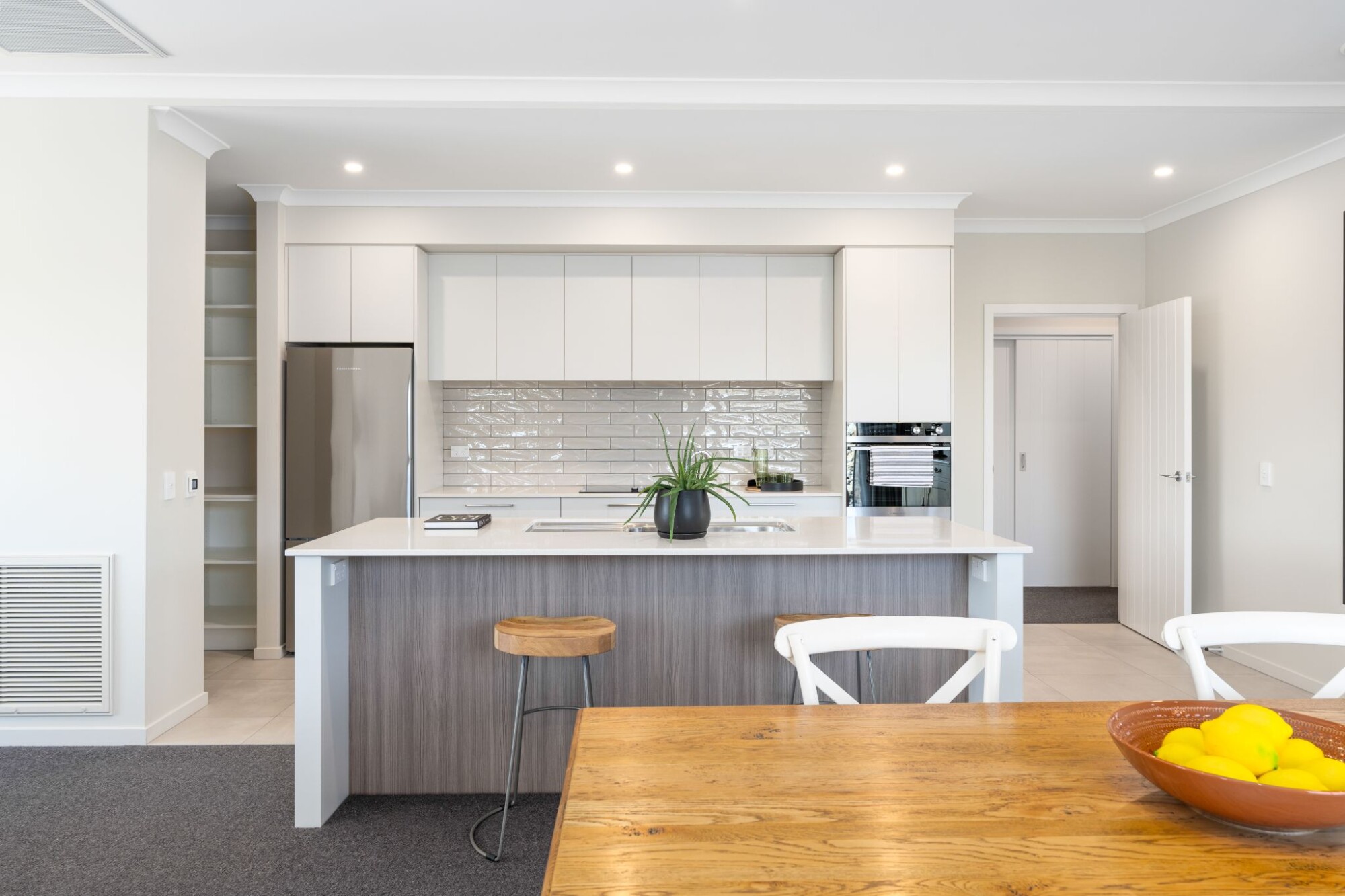 property carousel image 5