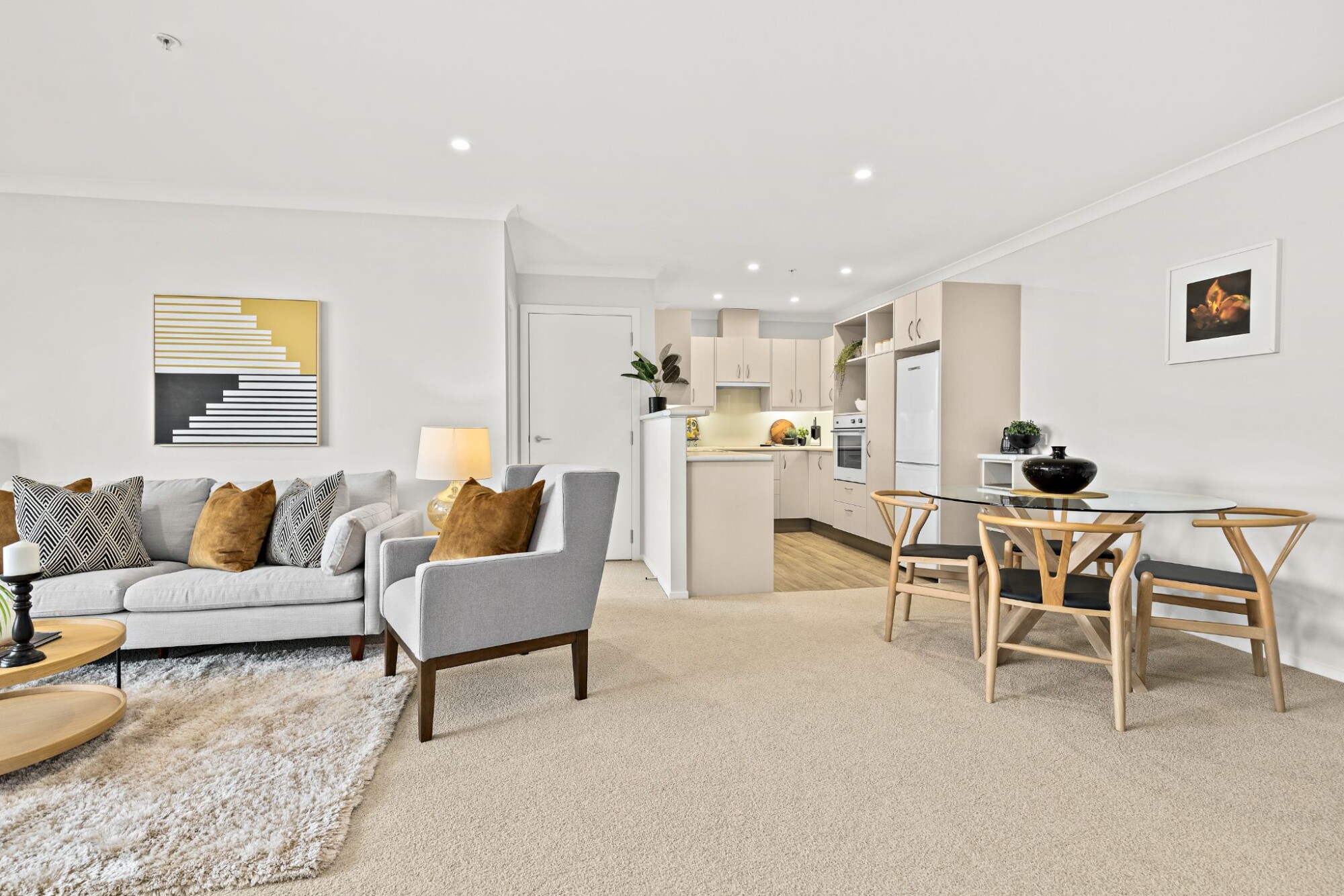 property carousel image 3