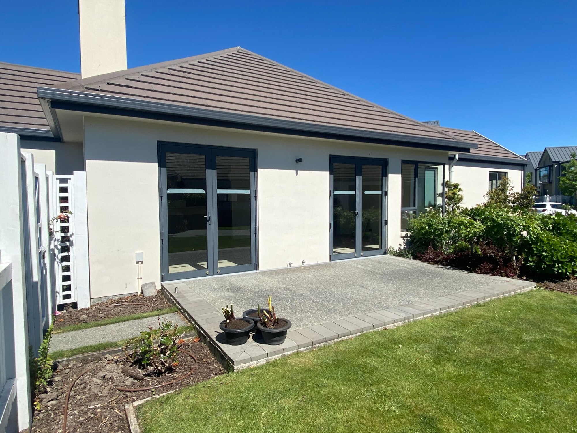 property carousel image 6