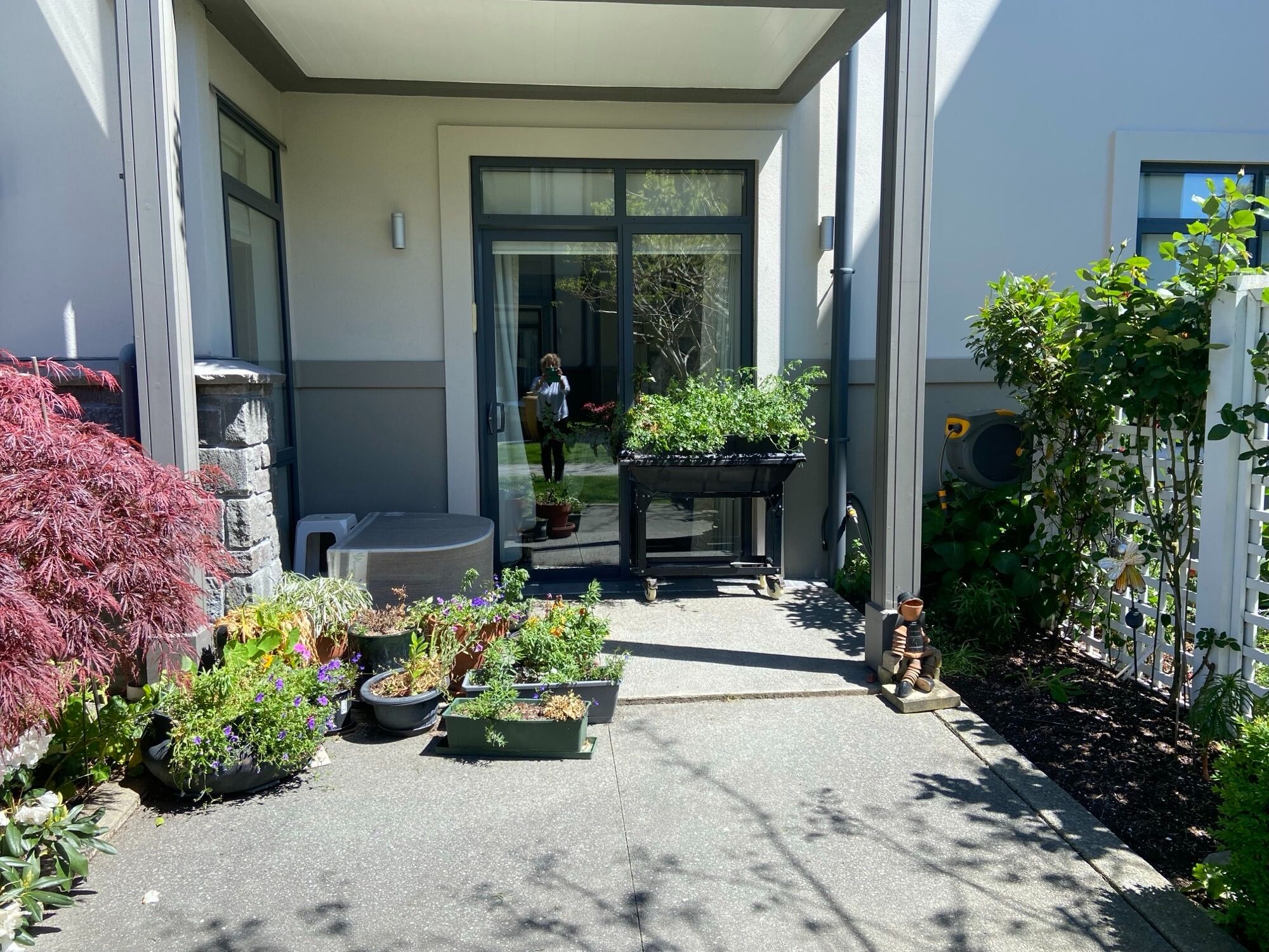 property carousel image 3