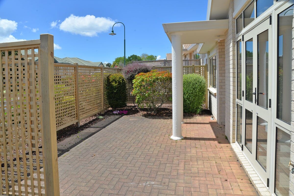 property carousel image 2