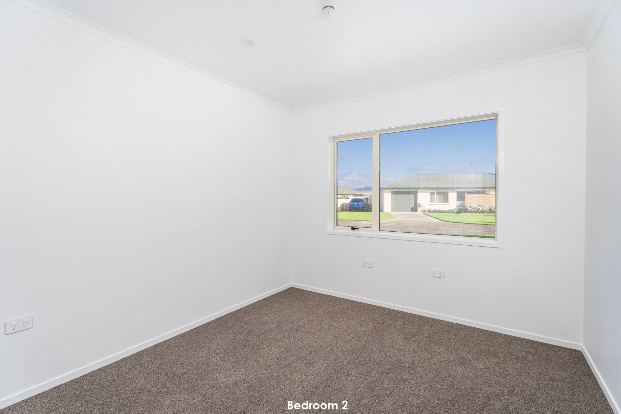 property carousel image 14