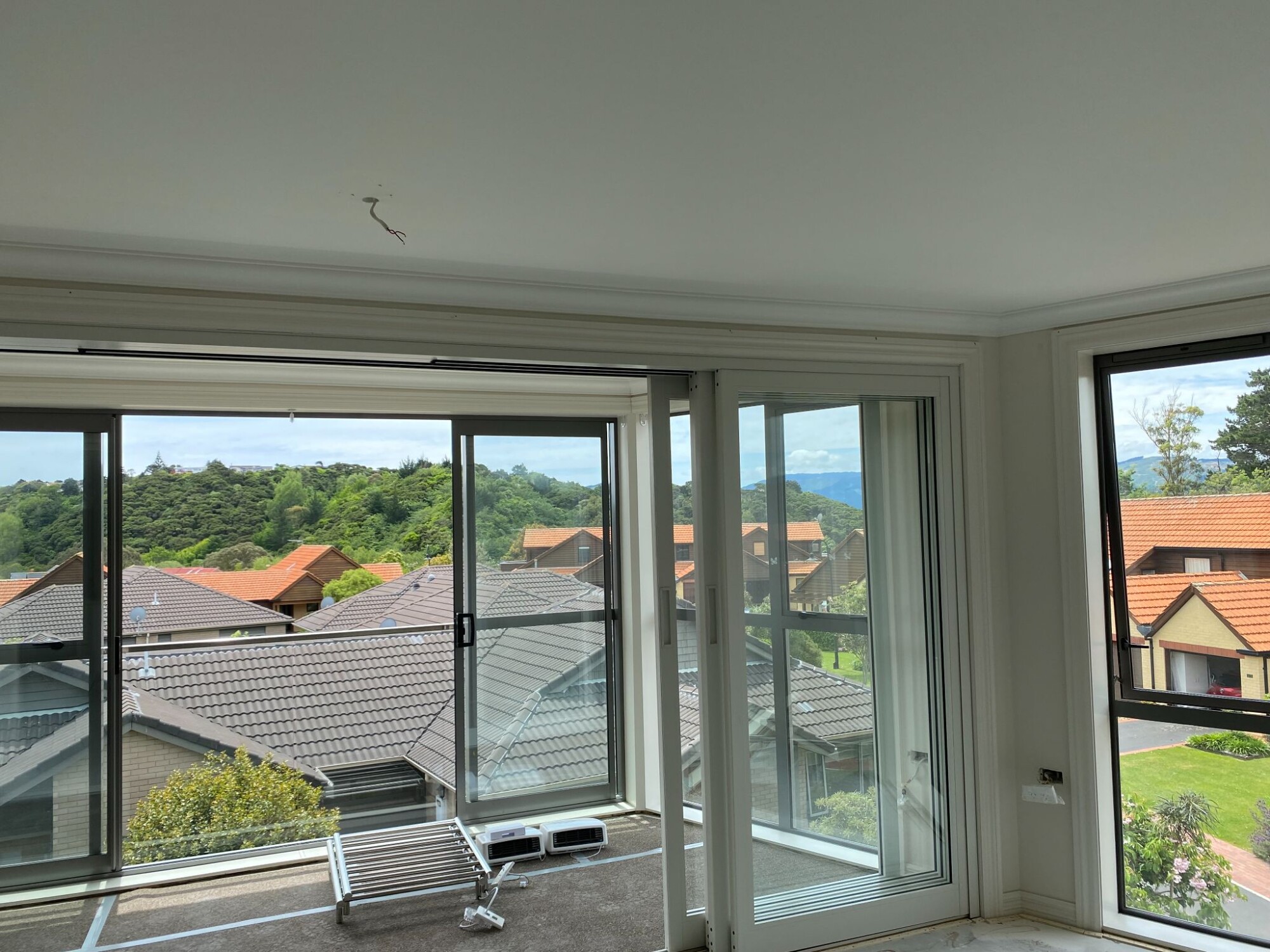 property carousel image 4